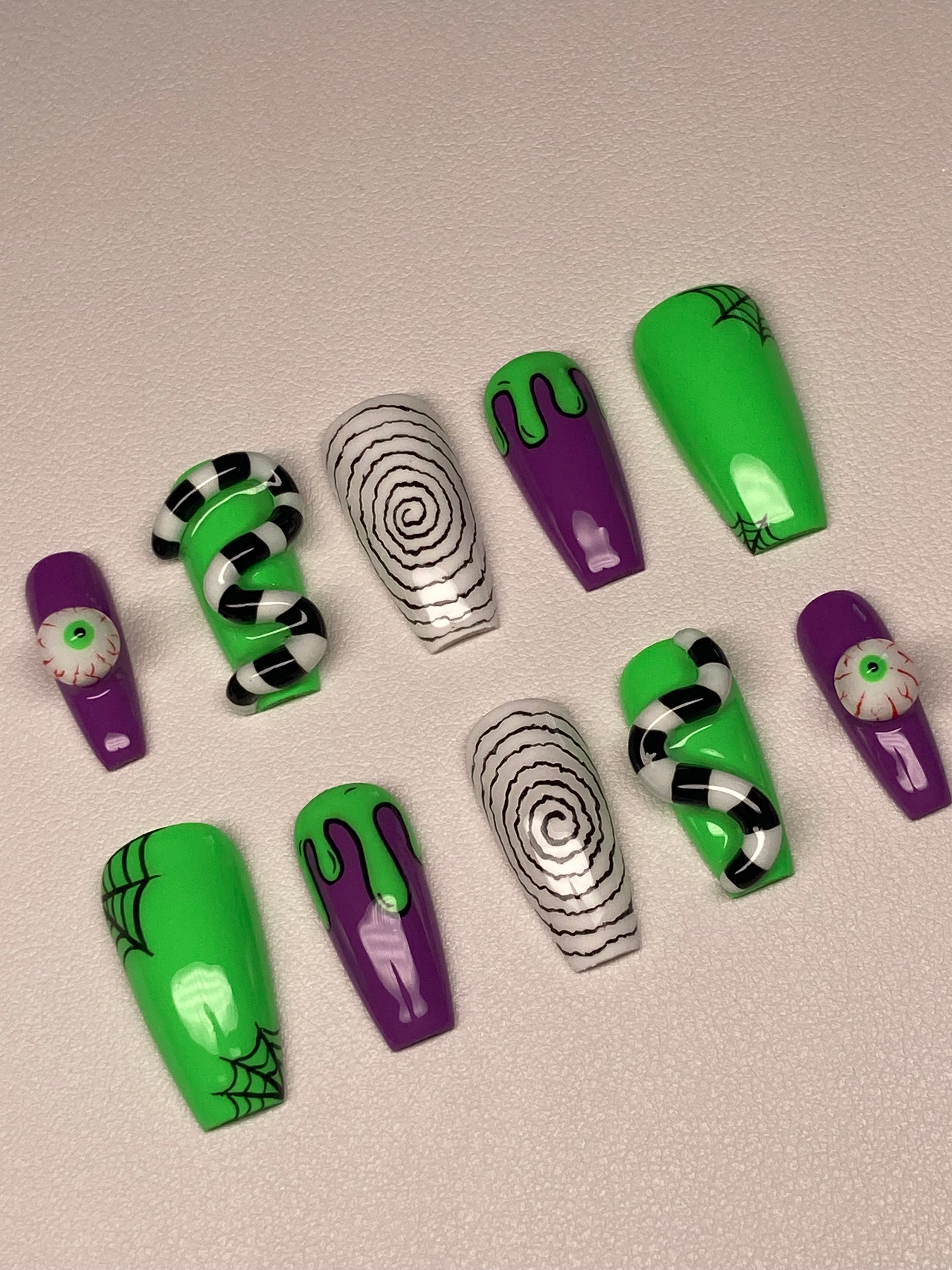 Beetlejuice Chic